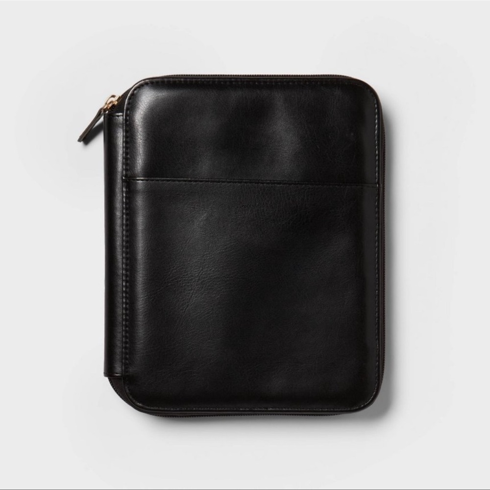 Faux Leather Zip Tech Case 7"x9" - Black
-Threshold™